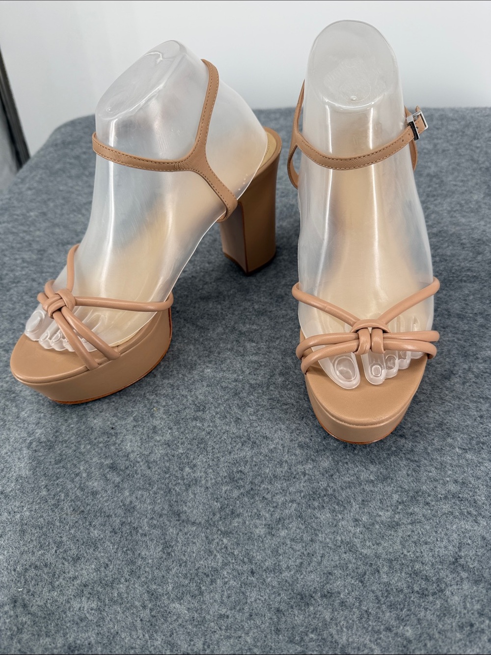 Schutz Kelsie Platform nude true beige ecowear leather adjustable Heels 8.5